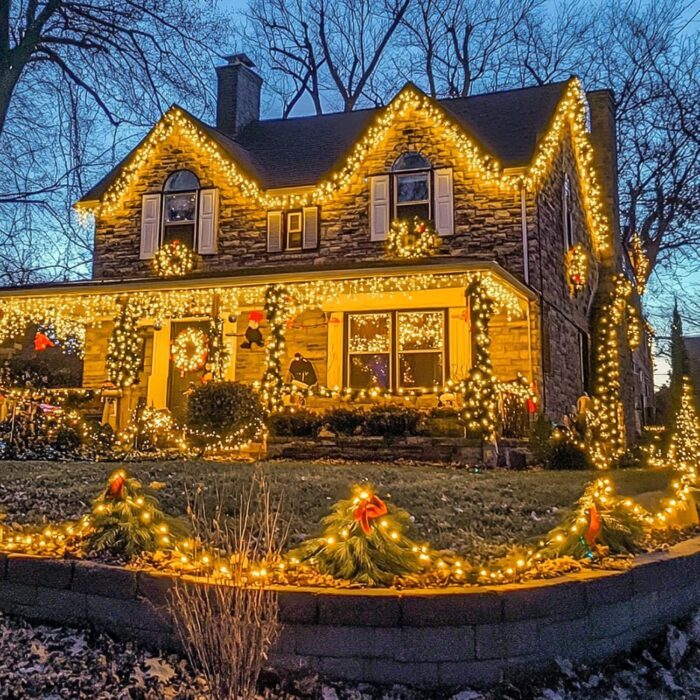 JMEXSUSS 168FT 600 LED Christmas Lights Outdoor Waterproof 8 Modes Indoor Christmas String Lights Warm White Christmas Tree Lights Plug in for Room Bedroom Wedding Party Holiday Decorations. - Image 3