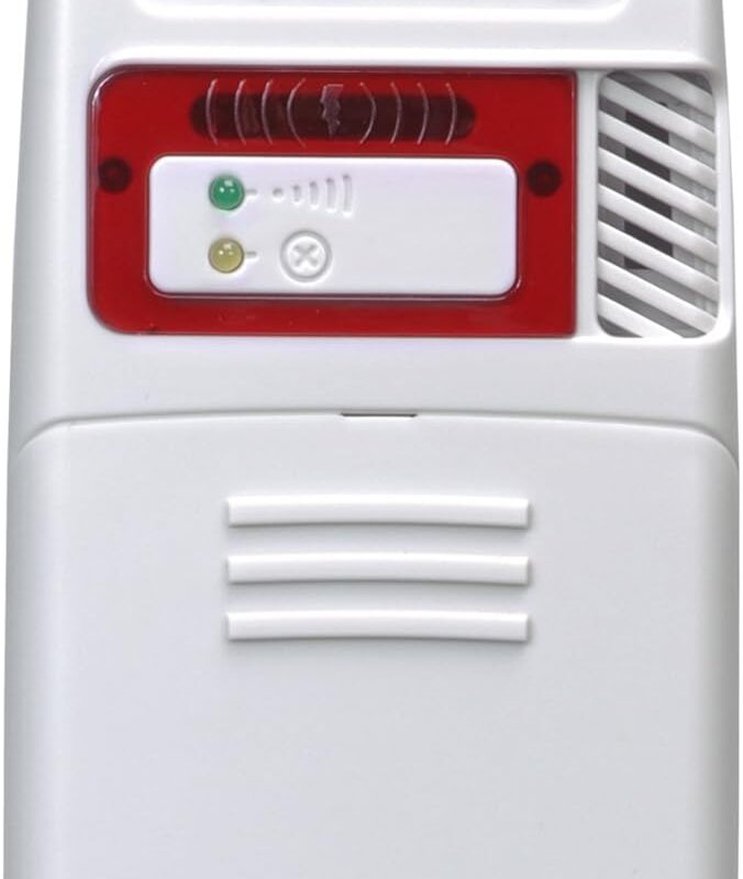 AcuRite 06045M Lightning Detector Sensor with Temperature and Humidity