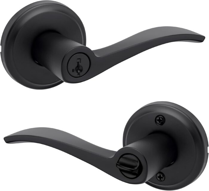 Kwikset Sedona Entry Door Handle with Lock and Key, Secure Keyed Reversible Lever Exterior, for Front Entrance and Bedrooms, Matte Black, Pick Resistant Smartkey Rekey Security and Microban