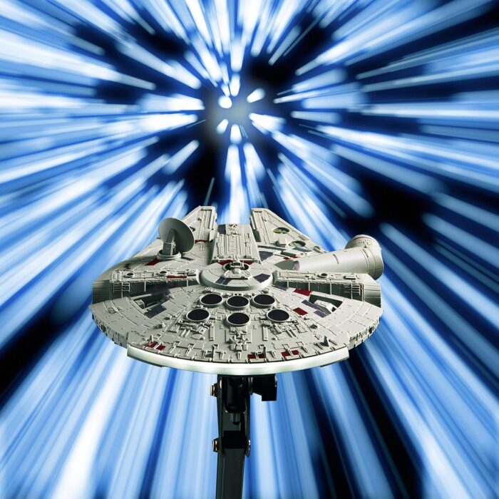 Paladone Millennium Falcon Posable Desk Lamp - Officially Licensed Disney Star Wars Merchandise - Star Wars Light Decor and Gifts for Men - Image 8