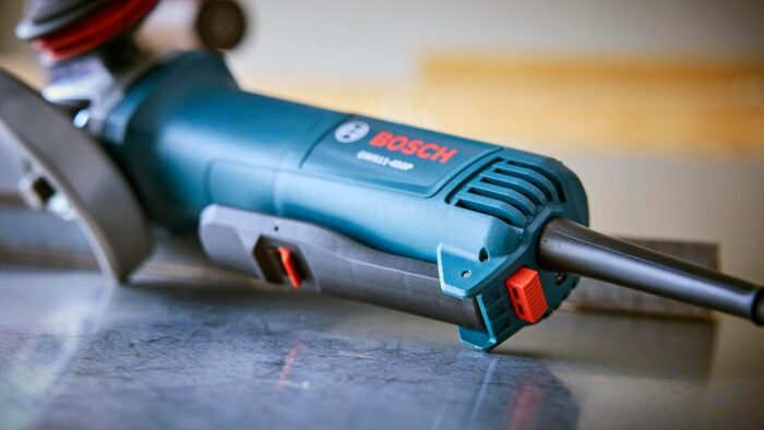 BOSCH GWS11-450P 4 ½ In. Ergonomic Angle Grinder - 11-Amp Motor, Anti-Vibration Handle, Adjustable Guard, KickBack Control - Ideal for Metal and Concrete Applications - Image 7