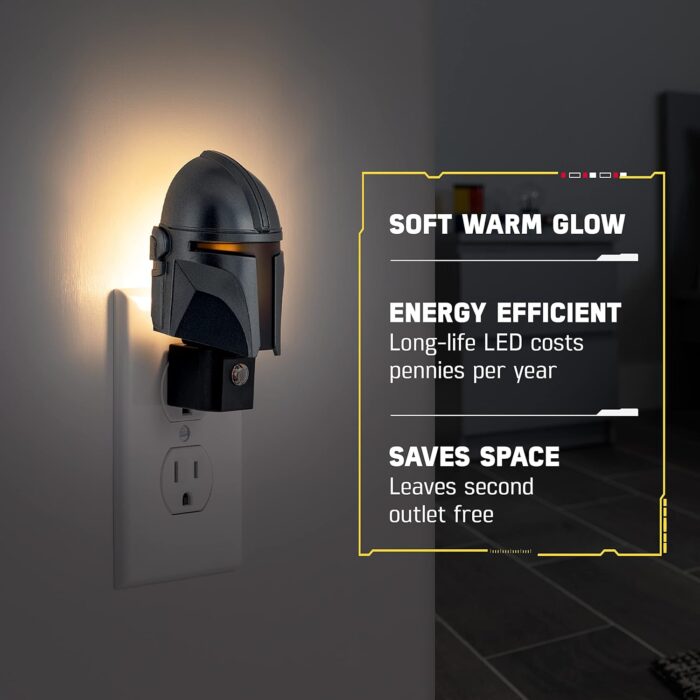 STAR WARS The Mandalorian Helmet LED Night Light, Plug-in, Dusk to Dawn, Light-Sensing, Ideal for Kids Room, Bedroom, Office, Wall Decor, Gifts, 53232 - Image 3