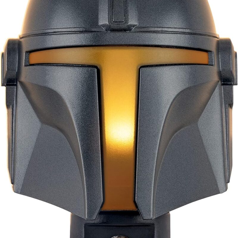STAR WARS The Mandalorian Helmet LED Night Light, Plug-in, Dusk to Dawn, Light-Sensing, Ideal for Kids Room, Bedroom, Office, Wall Decor, Gifts, 53232